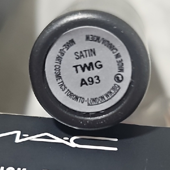 MAC Cosmetics Pink Lipstick and Pencil Duo - Picture 7 of 9